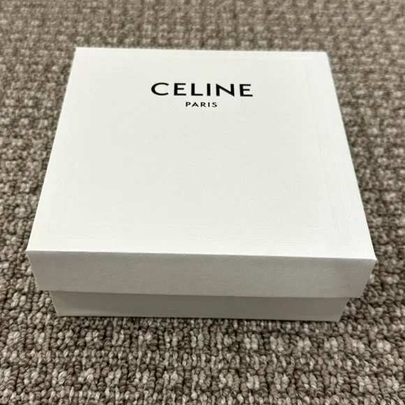 Celine Triomphe Belt 18mm in Taurillon Leather - Picture 7 of 8